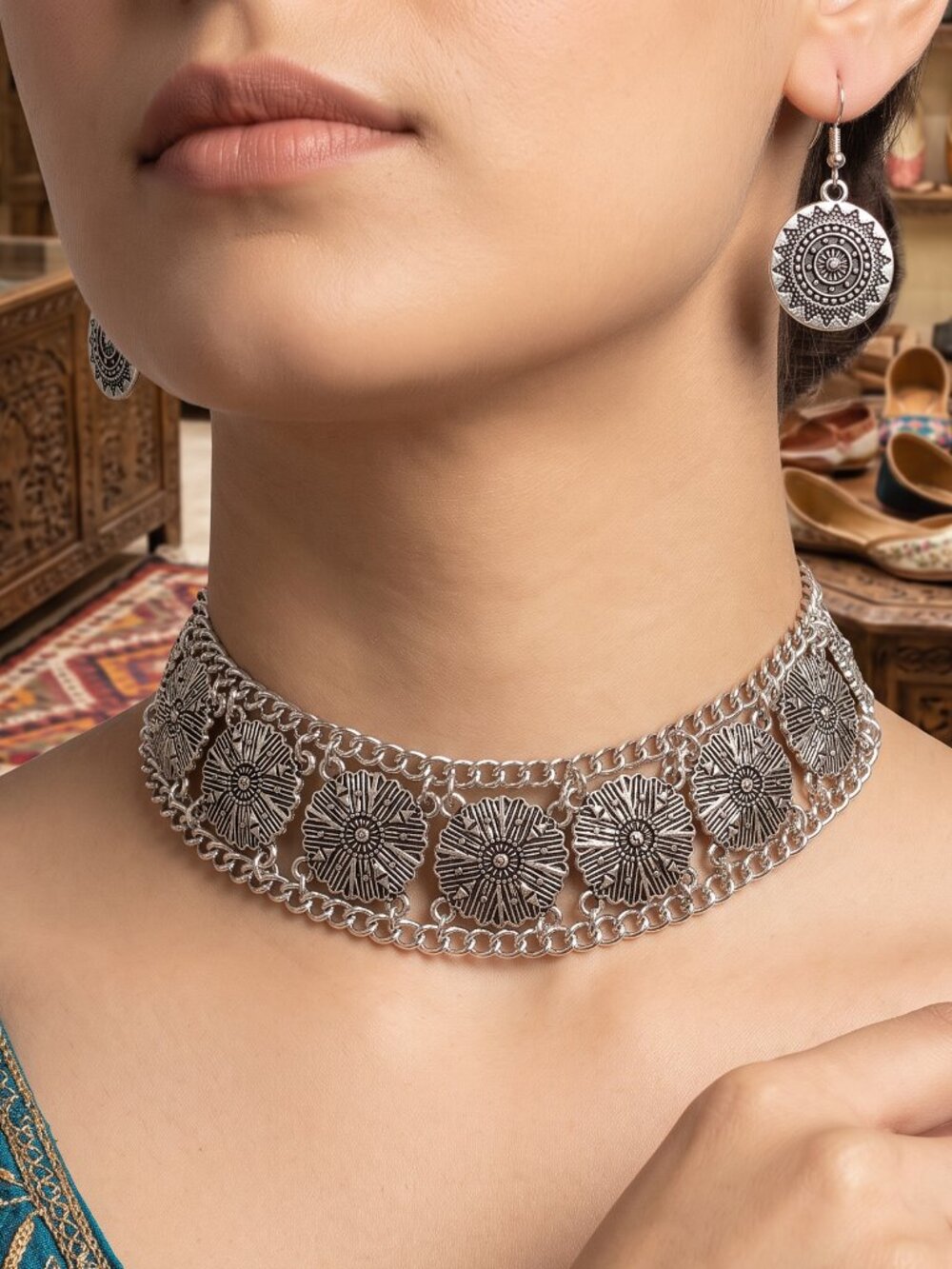 New Women Antiqued Silver Floral Choker + Earrings Set | WN68